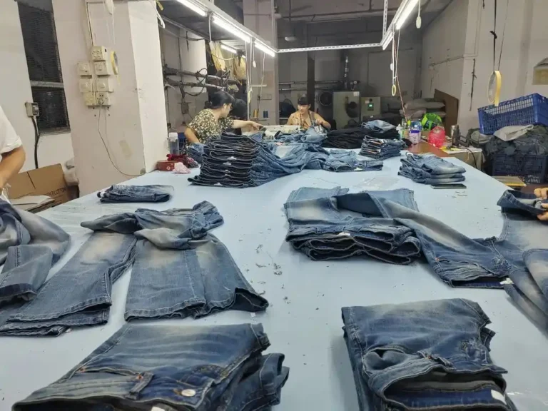 Wholesale and Custom Jeans: High-Quality Choice at Low Prices