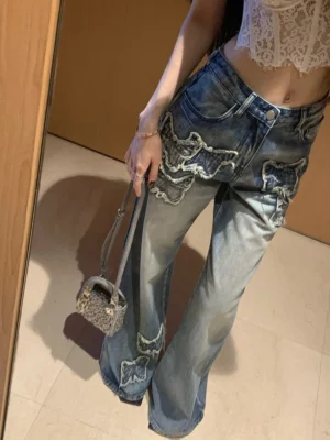 Affixed Cloth Embroidery Denim Jeans