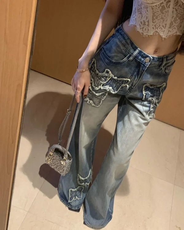 Affixed Cloth Embroidery Denim Jeans