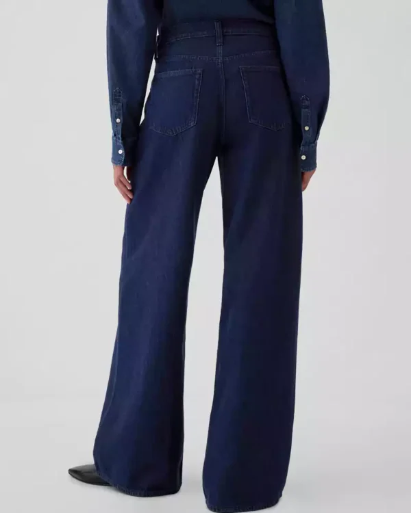 Baggy jean in a dark indigo wash. Baggy jean in a dark indigo wash