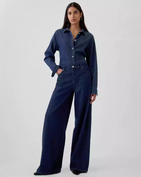 Baggy jean in a dark indigo wash. Baggy jean in a dark indigo wash