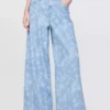 Baggy jean with an allover floral print Baggy jean with an allover floral print