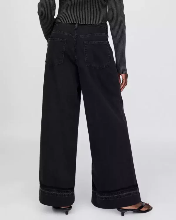 Black stone wash relaxed fit jeans