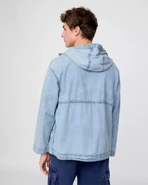 Light blue zip-up oversize denim jacket