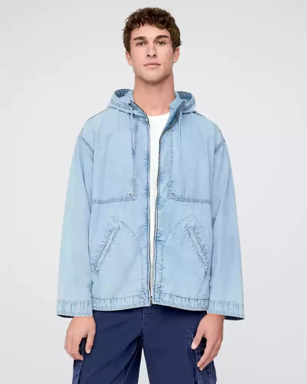 Light blue zip-up oversize denim jacket