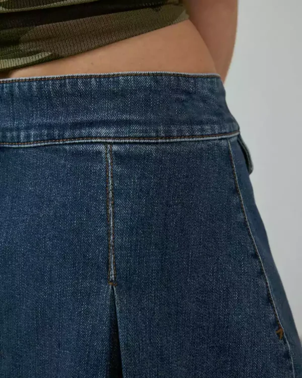 Mid Rise Pleated girls skirts