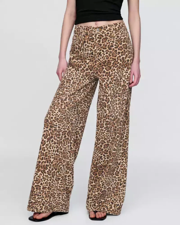Mid Rise UltraSoft Leopard Baggy Jeans