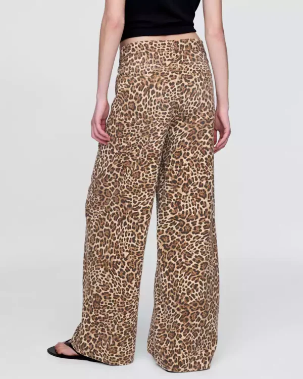 Mid Rise UltraSoft Leopard Baggy Jeans