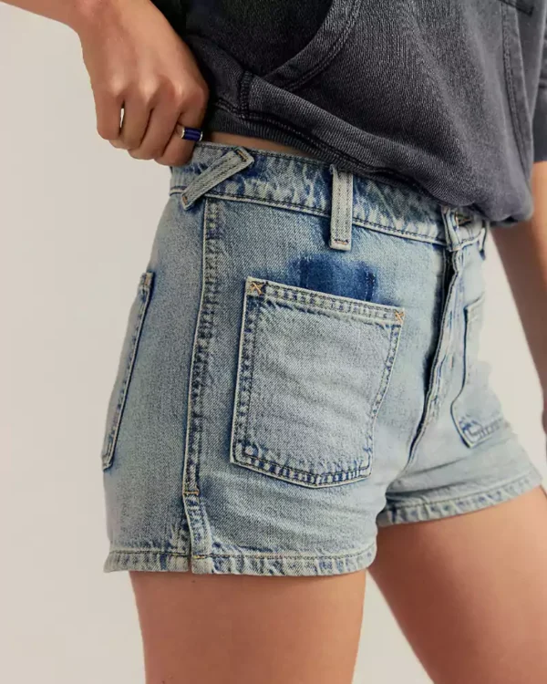 Slim fit women shorts Slim fit women shorts