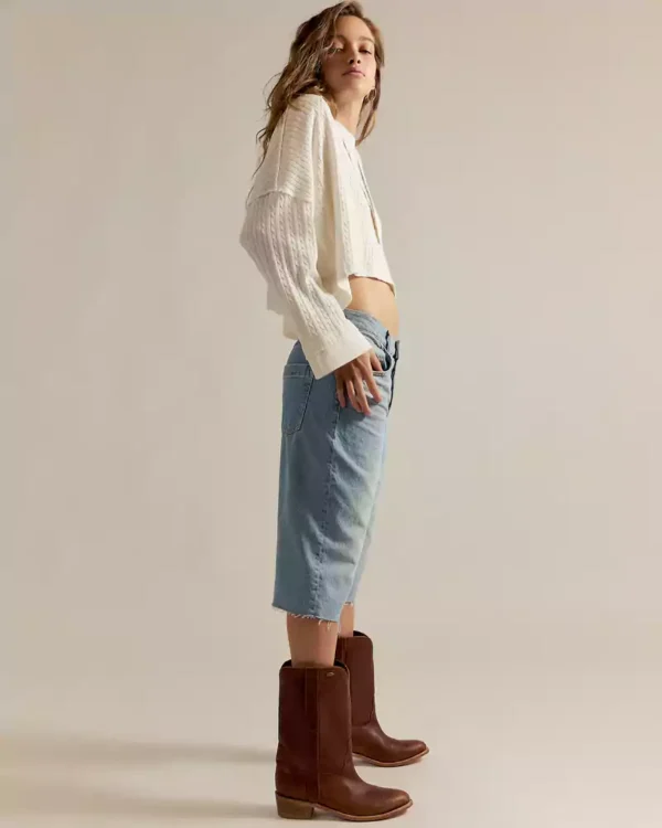 Streetwear denim shorts for women