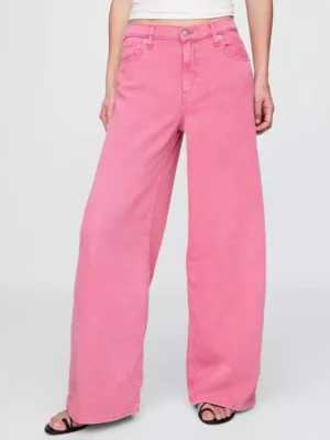 baggy jean in a sugar pink wash Baggy jean in a sugar pink wash