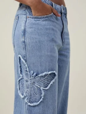 Custom Affixed Cloth Embroidery Denim Jeans