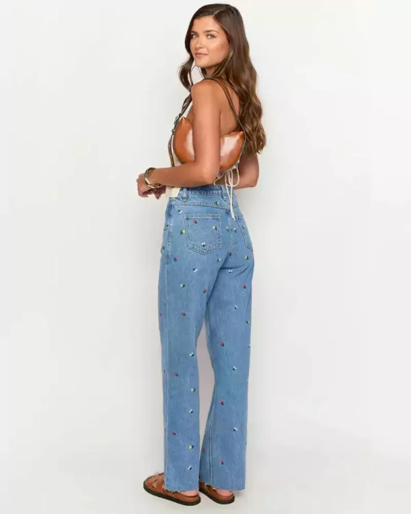 Denim jeans with embroidery