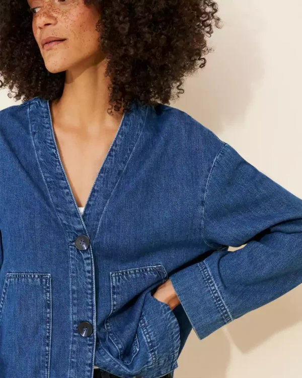 Collarless denim jacket for women
