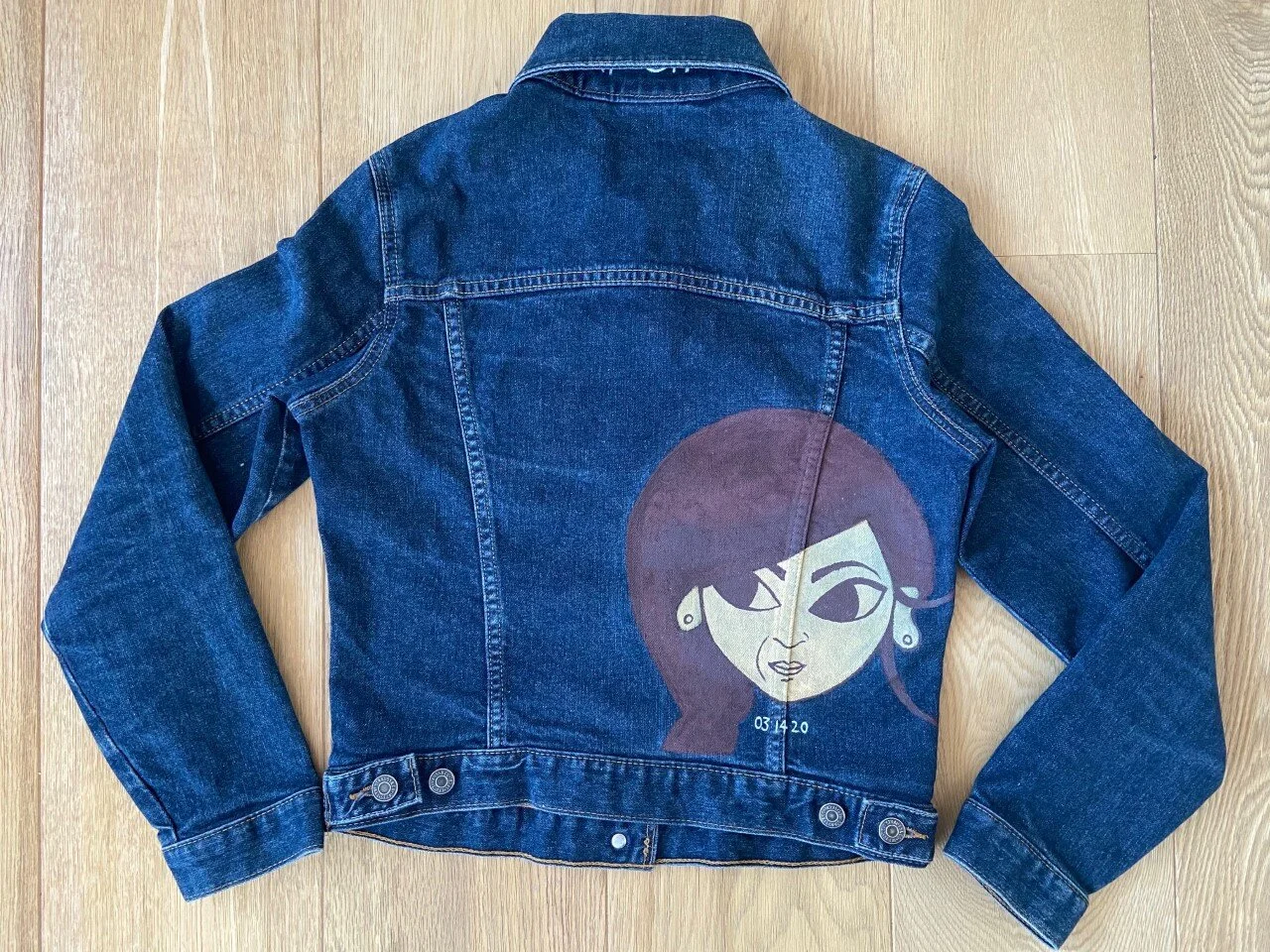 Bridal Jacket hand painted to have her face illustration on the back. Do you have a wedding coming up, get in contact we can make any of your ideas come alive The Bride & Groom were both graphic designers so together we came up with the attached…