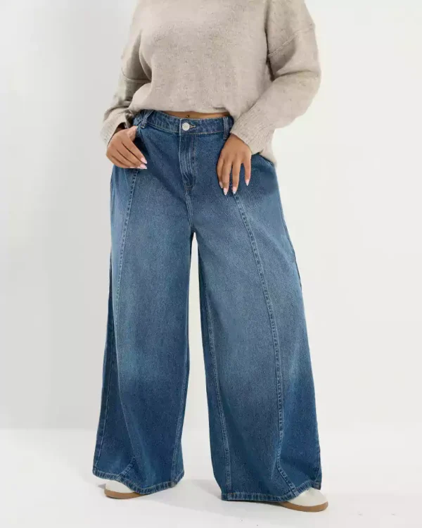 Dlue denim wide leg jeans