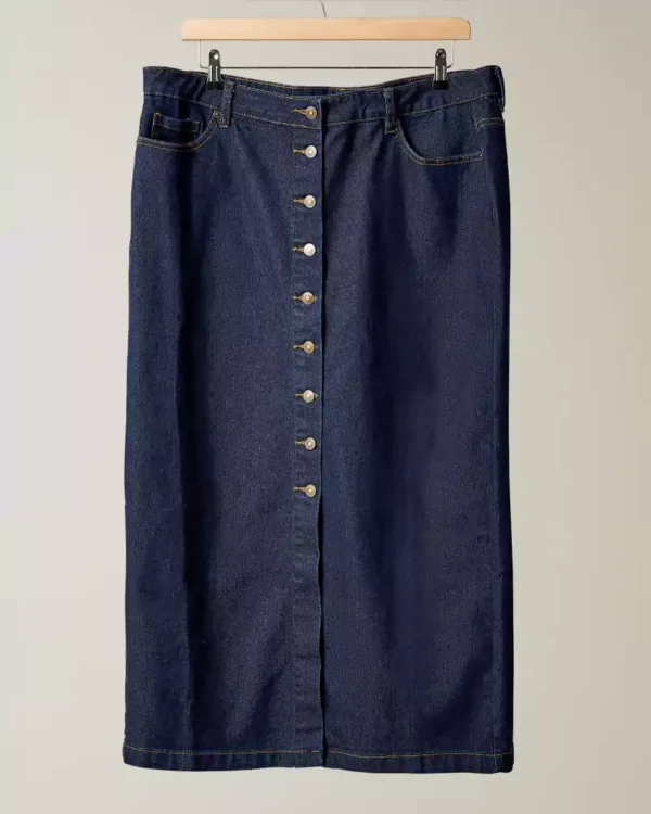 Maxi skirts denim