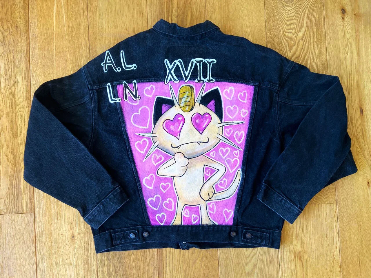Lil Uzi Vert Custom Levis Jacket hand painted with text requested my the customer. The customer sent across an artwork that was worn on one of Lil Uzi Vert’s music video and we replicated it with our own twist. The customer was super happy with the …
