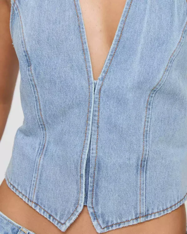 Light wash denim vest Light wash denim vest