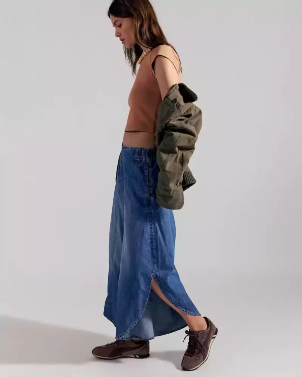 Lightweight denim wide leg jeans