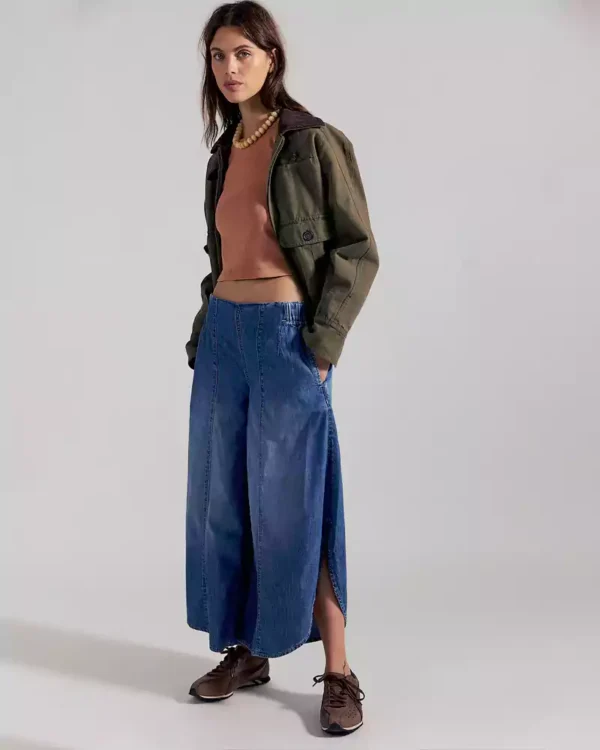 Lightweight denim wide leg jeans