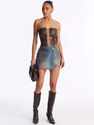 Frayed vintage washed denim shorts