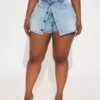 Women stretchy denim shorts