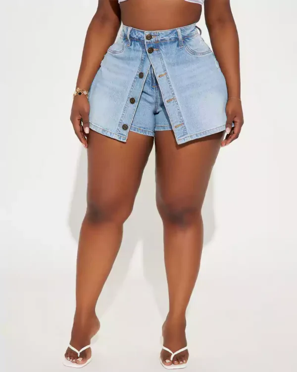 Women stretchy denim shorts