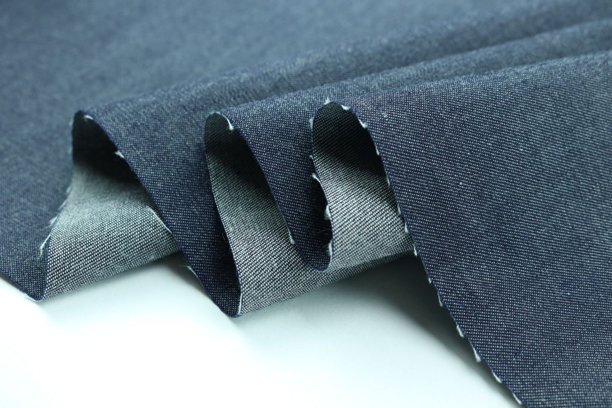 Raw denim fabric