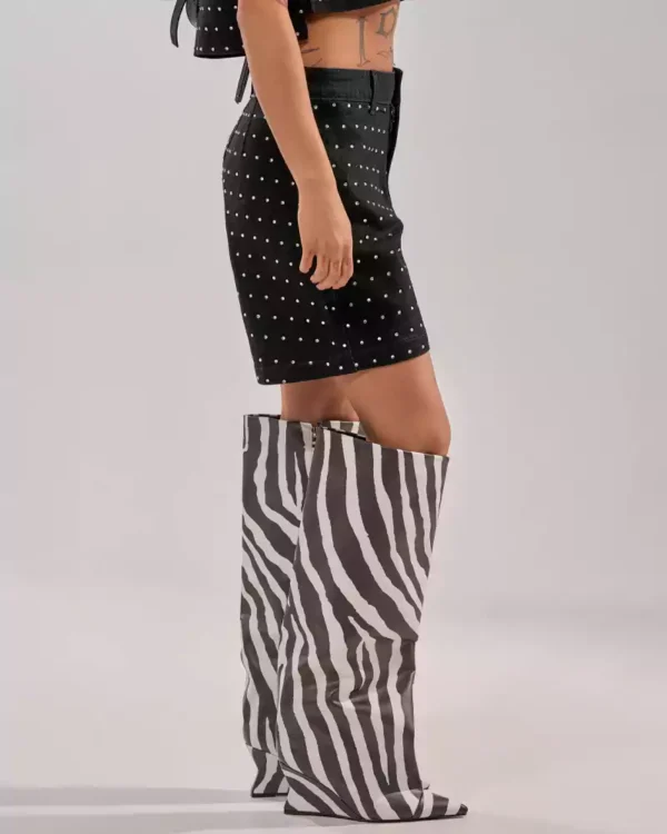 Black denim shorts with rhinestones Black denim shorts with rhinestones