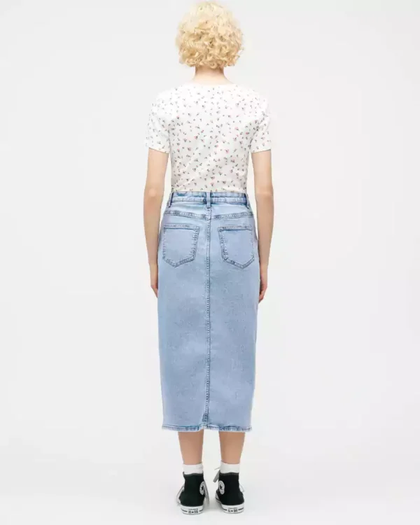 Denim skirt with front buttons