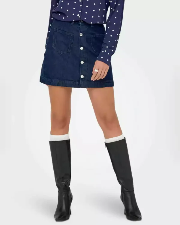 Mid rise denim mini skirt