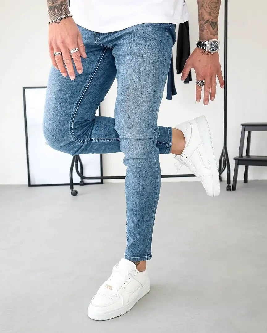 how to stretch jeans