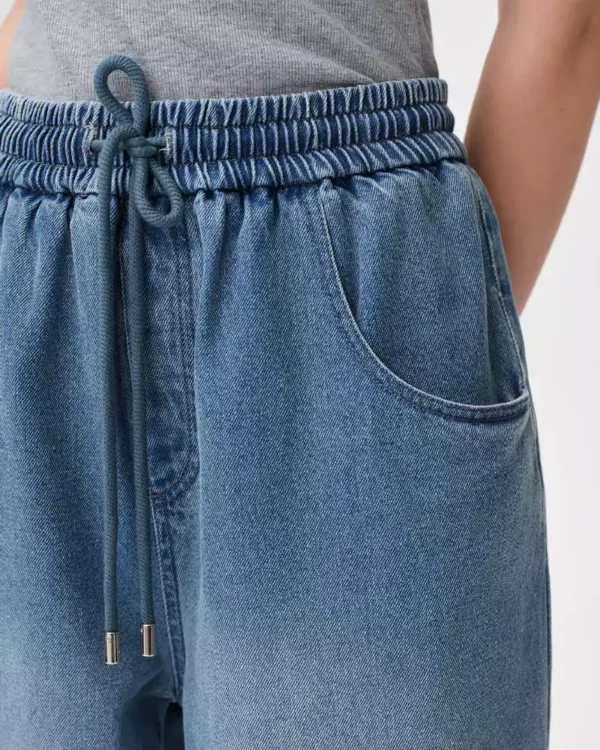 Denim faded jeans