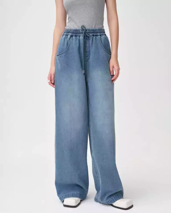 Denim faded jeans